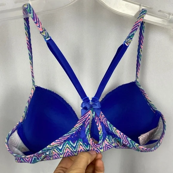 La Senza Push-Up Bra – Multicolor Chevron Print – Size 36A - Picture 7 of 9